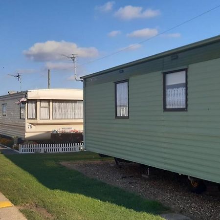 Kerrys Place, 75 Sealands Caravan Site, Ingoldmells 6 Berth Hotel Exterior photo